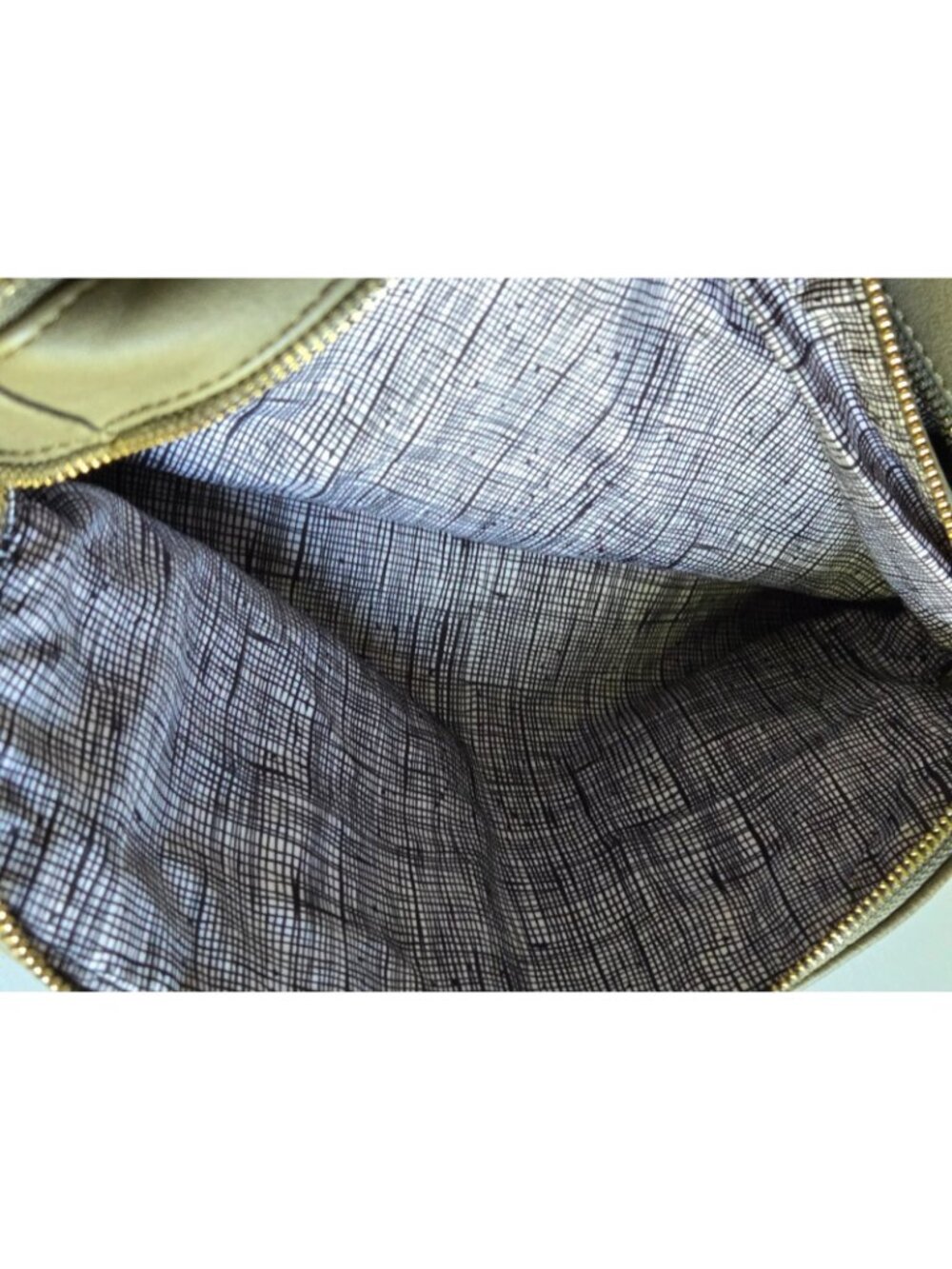 Antik Kraft Olive Green Soft Vegan Leather Crossbody Bag Adjustable 3 Sections - Picture 10 of 13